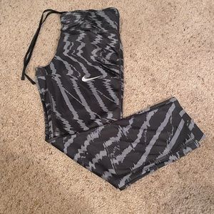 Nike Dri-Fit Capri Leggings